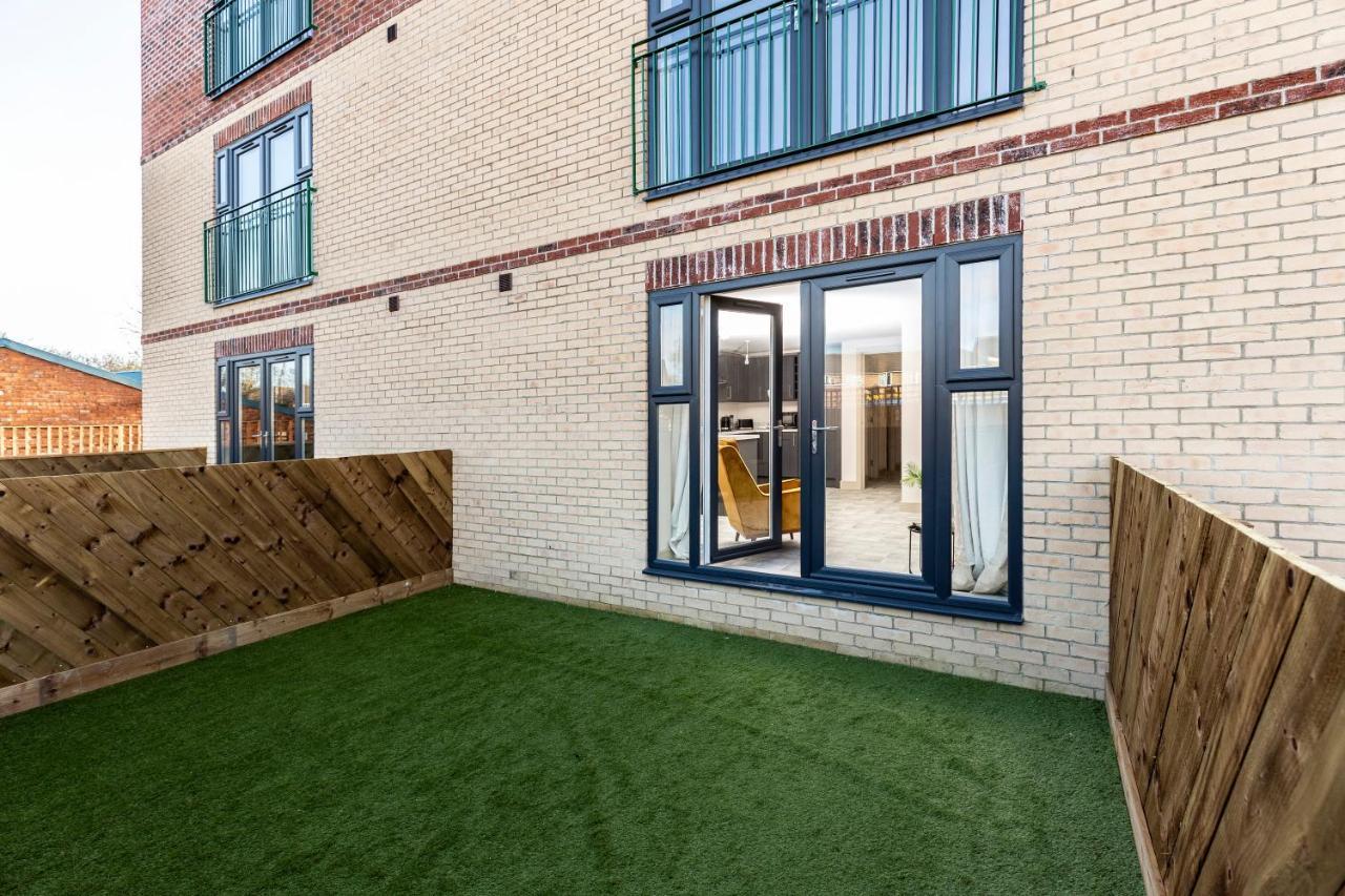 Avery House 2 - Two Bedroom With Outdoor Terrace By Bpne Darlington  Exterior photo